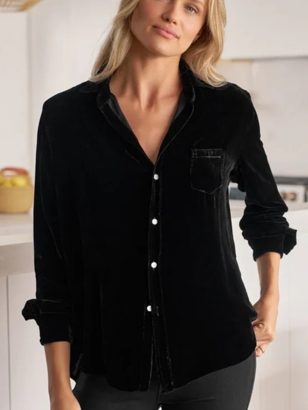 FRANK & EILEEN Eileen Velvet Tuscany Shirt in Black Quiet Luxury Size M